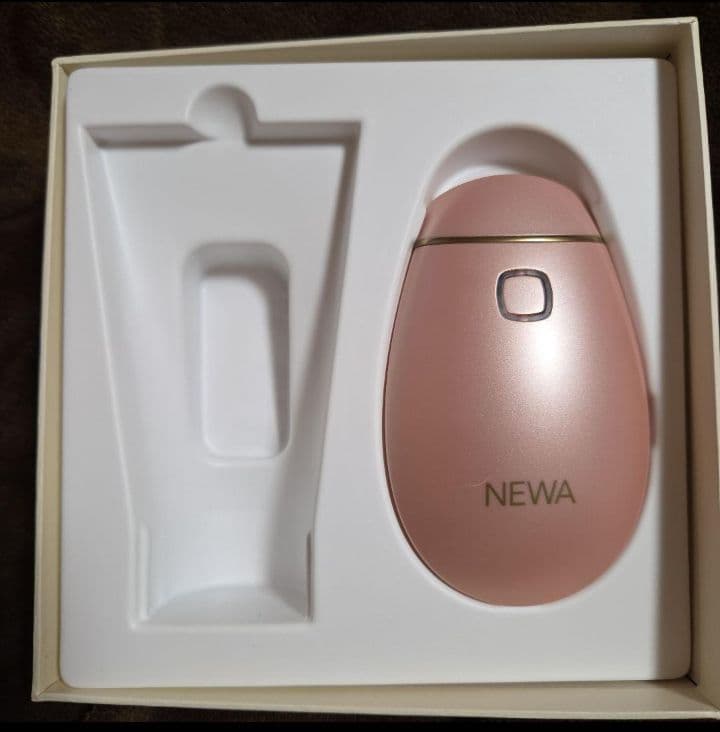 NEWA 美顔器 ピンク