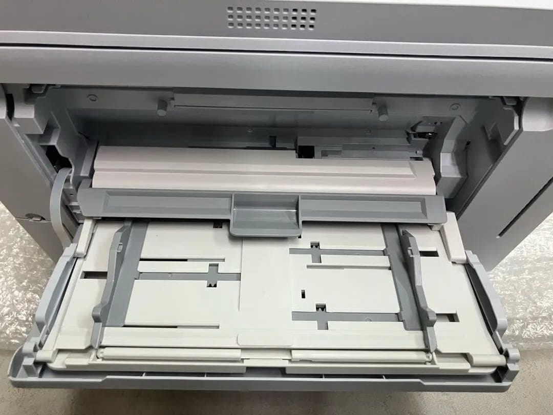 OKI COREFIDO C650 カラーレーザープリンター　ほぼ新品