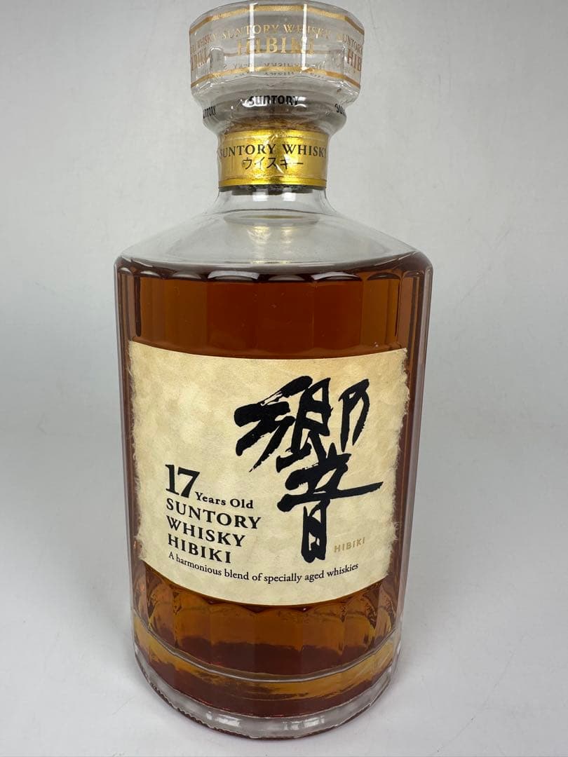 【響 17年 裏ゴールド】 未開封 サントリーウイスキー 700ml