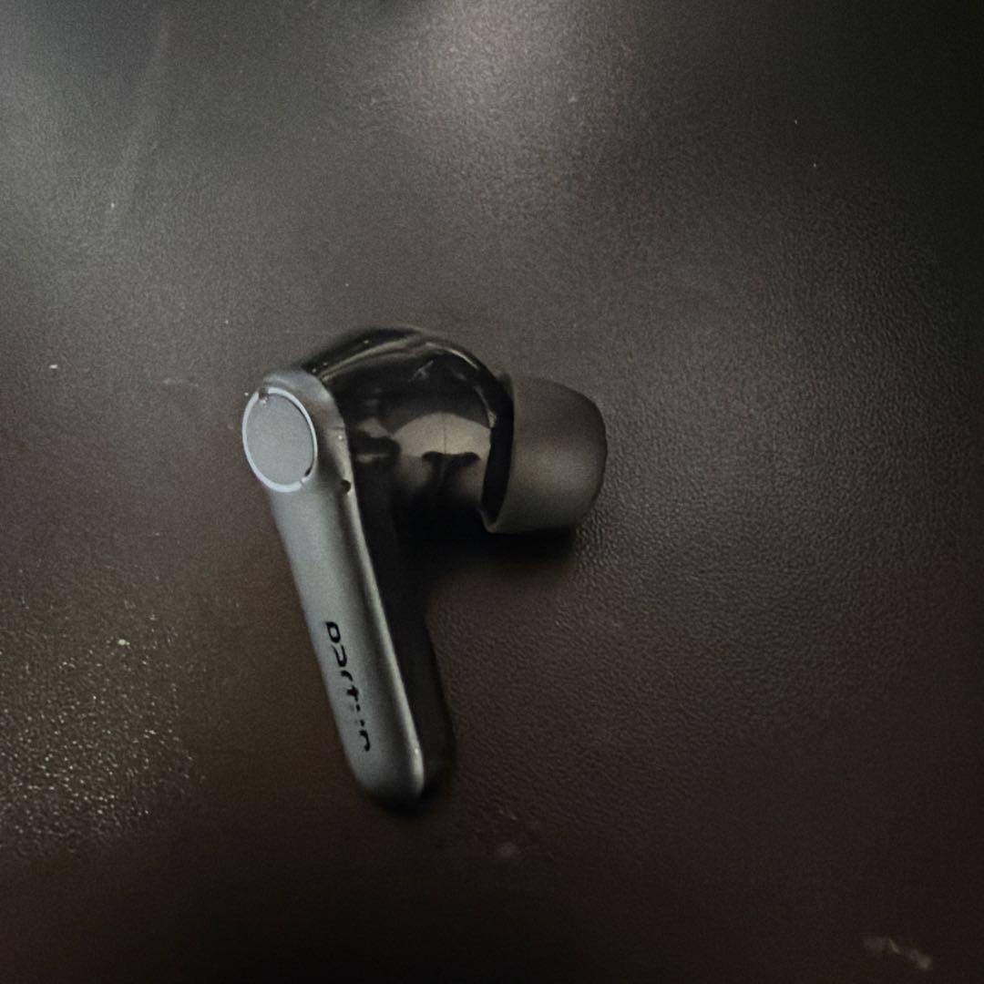 イヤホン earfunairpro4