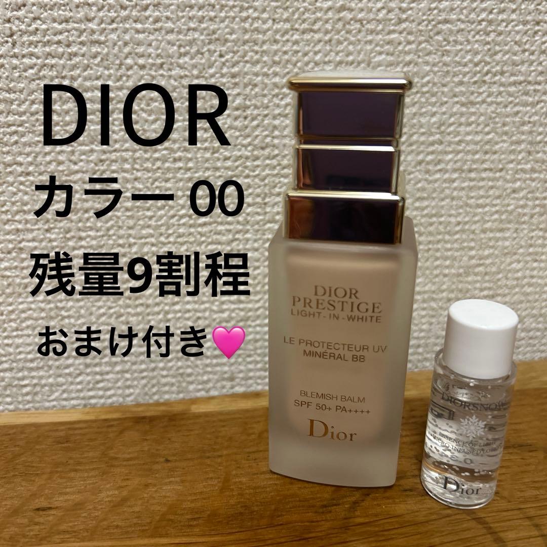 Christian Diorプレステージホワイトル プロテクターuvミネラルBB