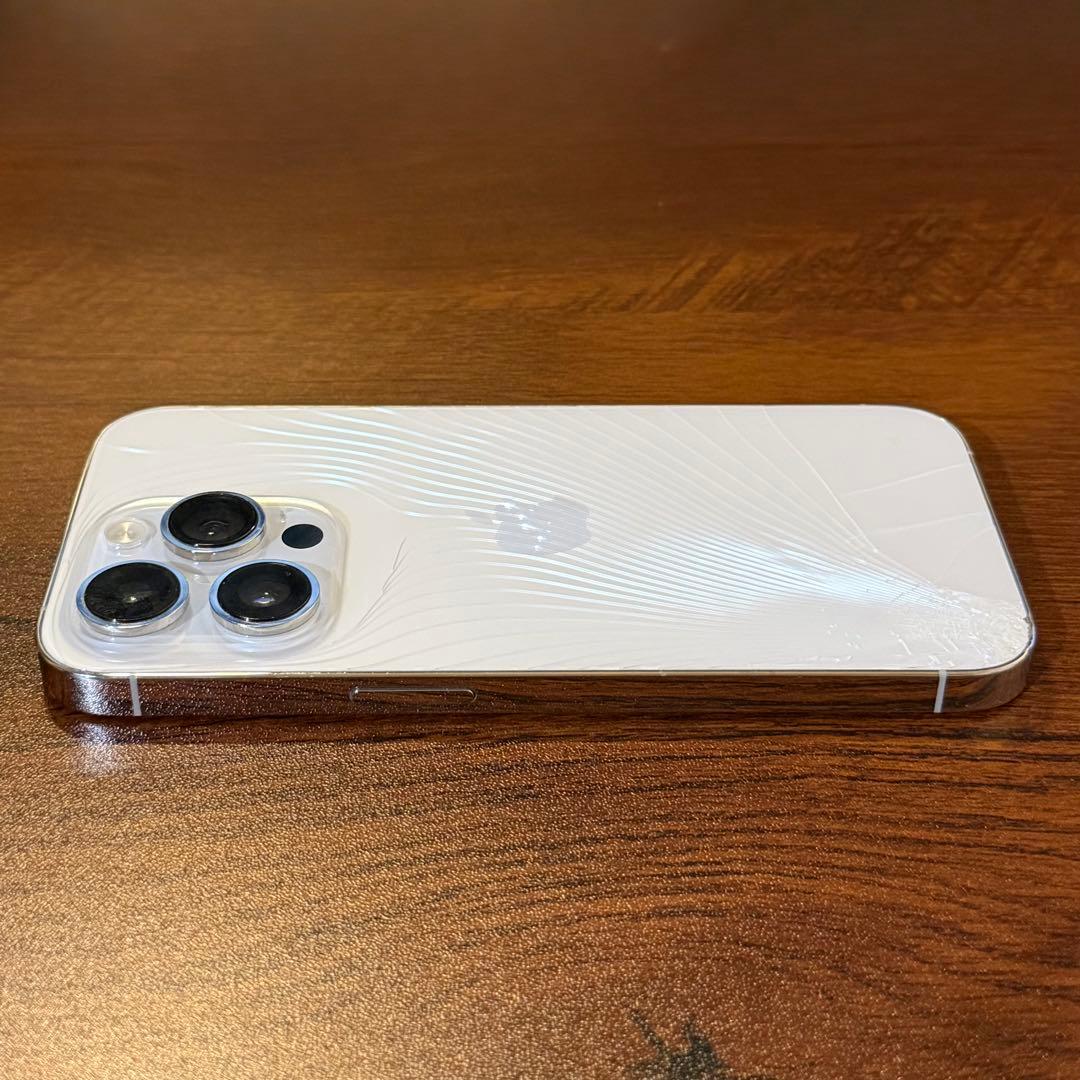 iPhone 14 Pro 本体 シルバー
