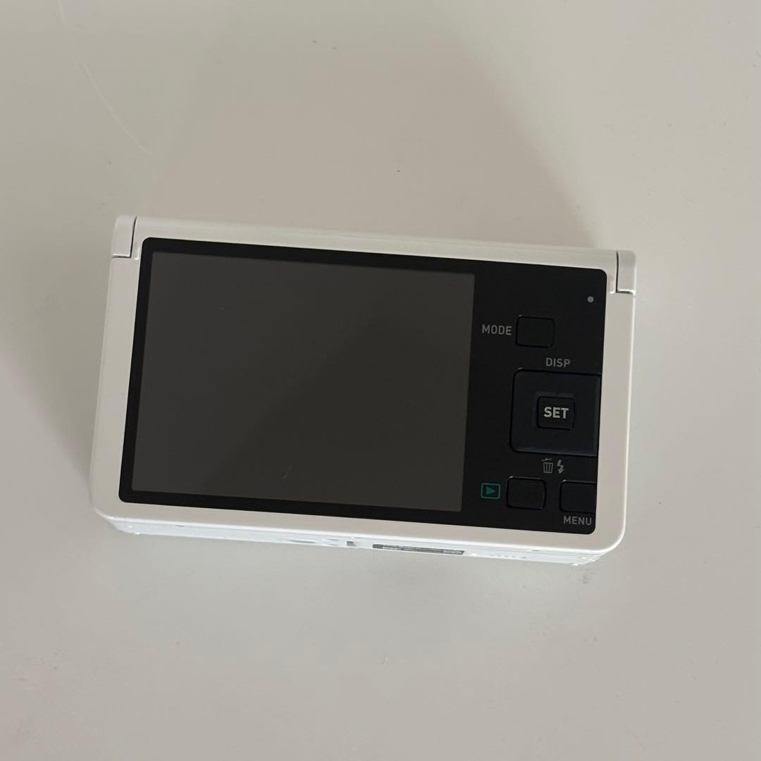 CASIO EXILIM EX-ZR70 デジタルカメラ　動作確認済　充電器付き