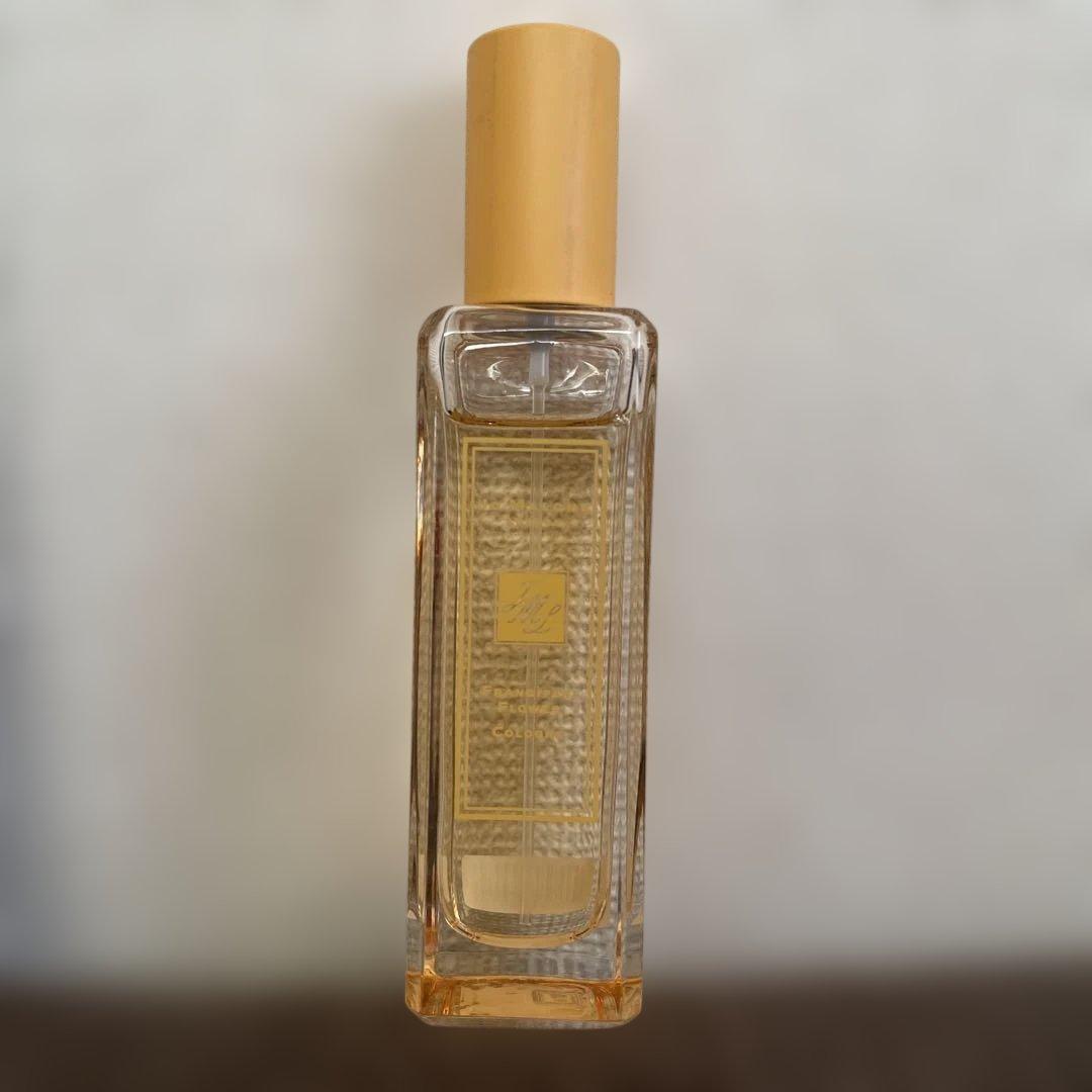 Jo Malone 香水 透明ボトル 金色キャップ