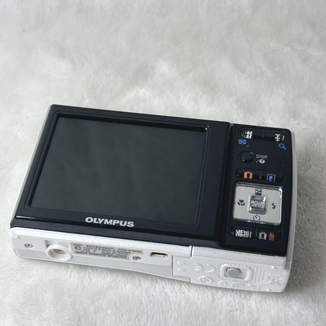 ✨美品✨ 単三電池駆動　レア物　OLYMPUS FE-46 コンデジ