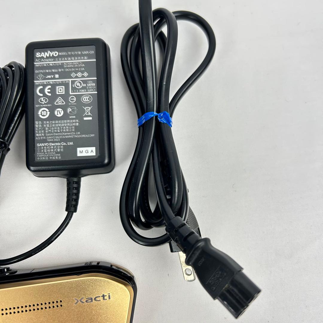 SANYO Xacti DMX-HD800 ゴールド デジタルムービーカメラ