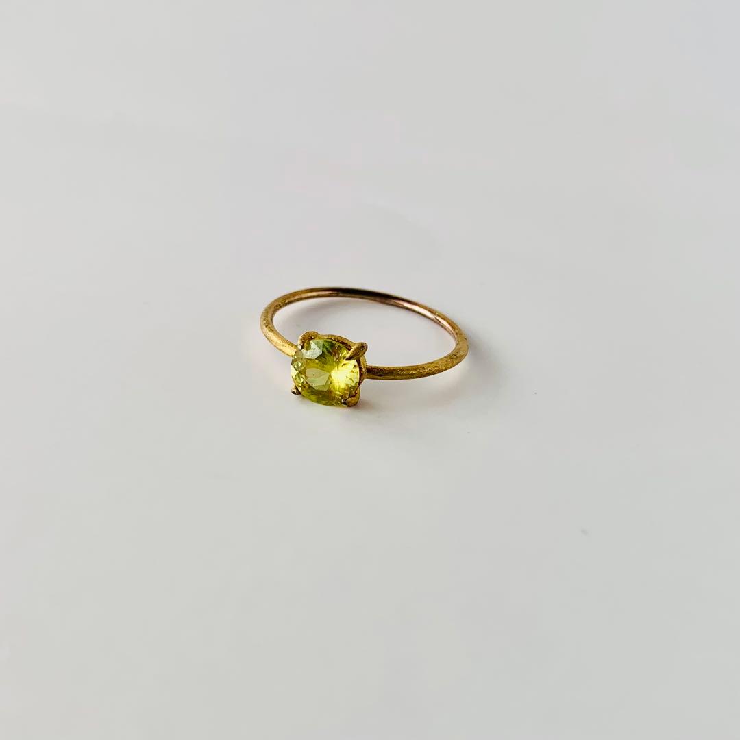 スフェーンのリング・マダガスカル産・0.74ct