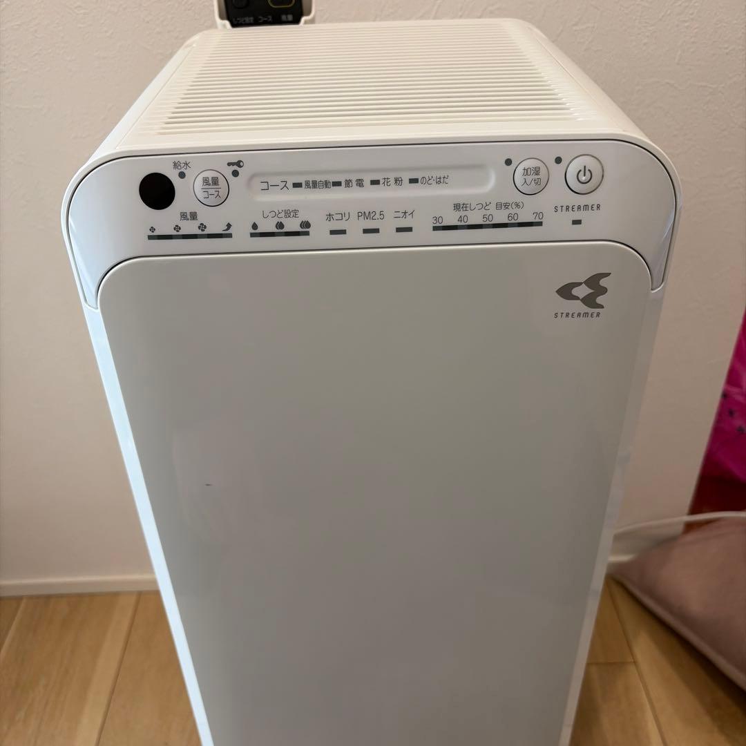 ダイキン　空気清浄機　ACK515T-W