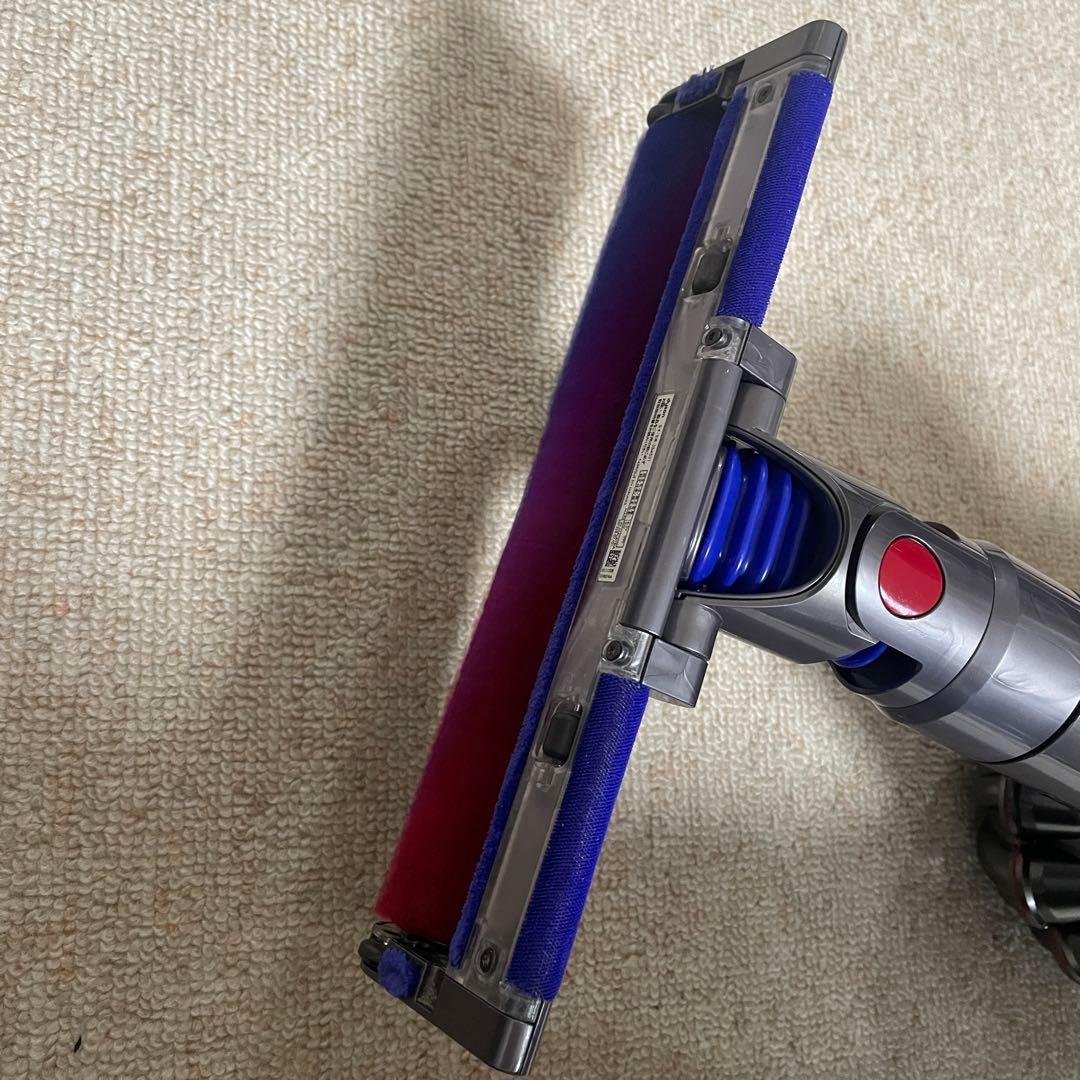 美品　ダイソンV8 SV10K Slim スリムソフトローラーヘッド354531