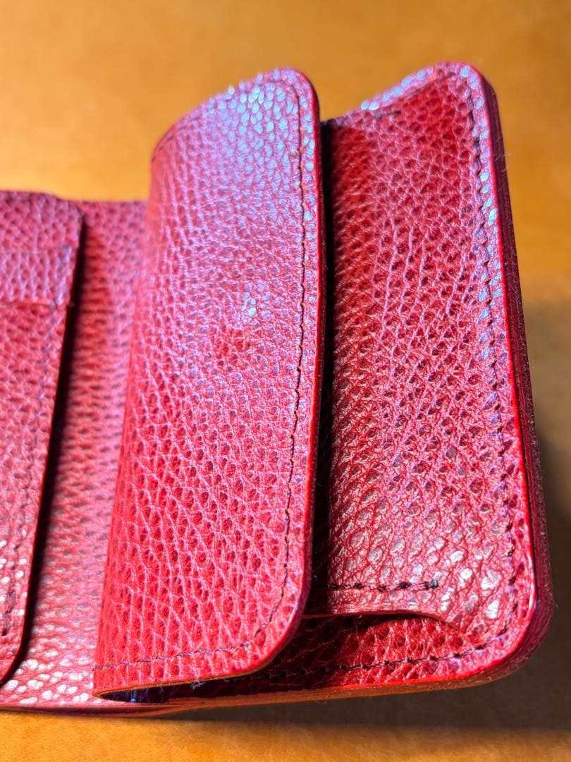 イタリアンレザー　ドラーロで製作の三つ折り財布