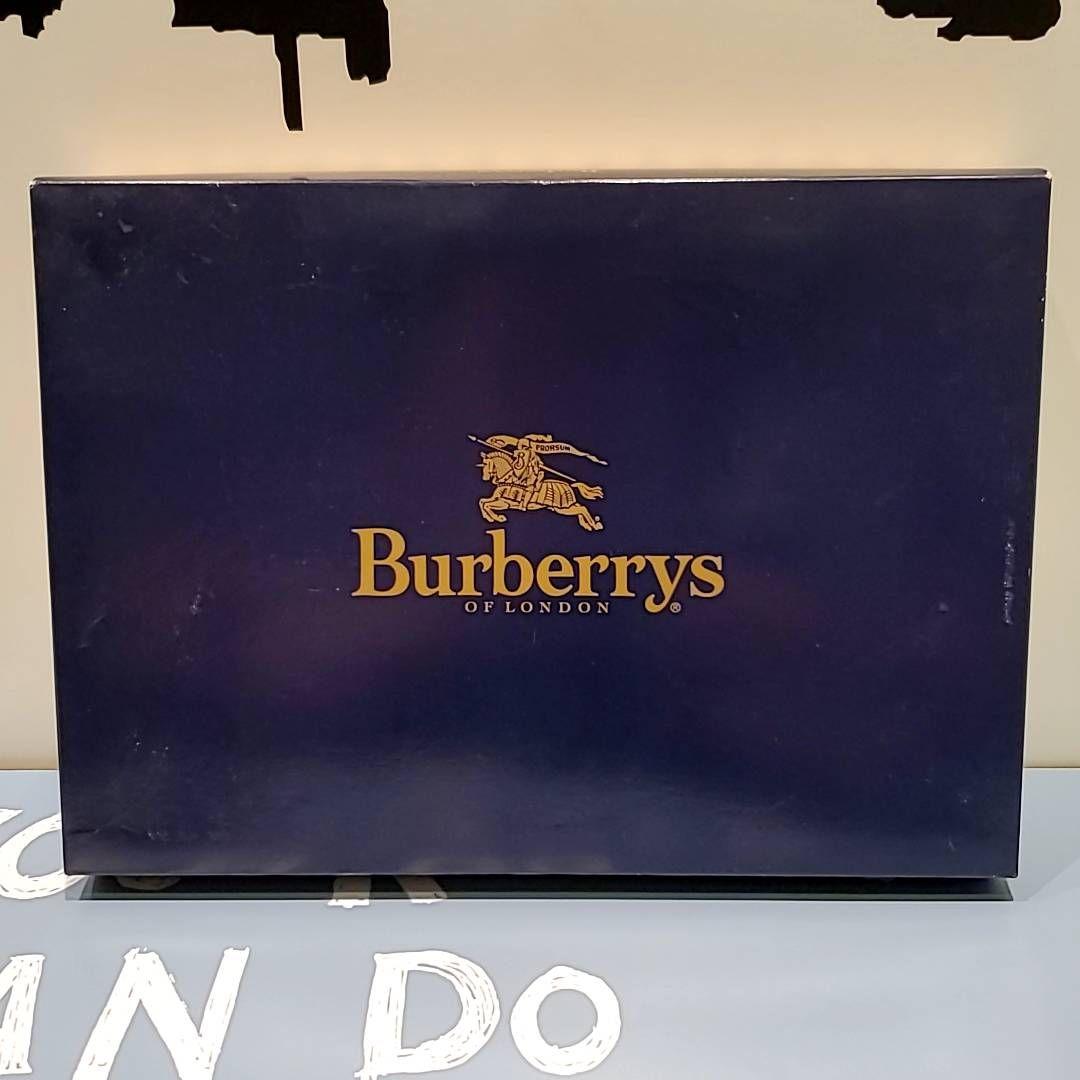 【新品】レア BURBERRY バスタオル1枚