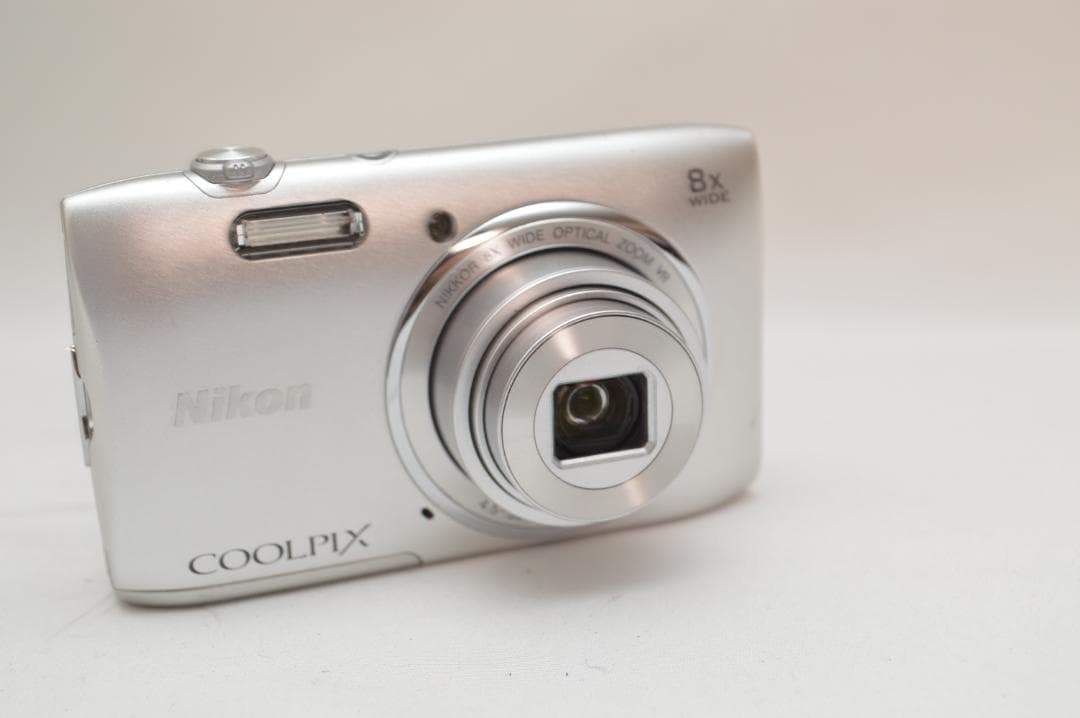 ✨美品✨ Nikon Coolpix S3600 シルバー 動作Ok