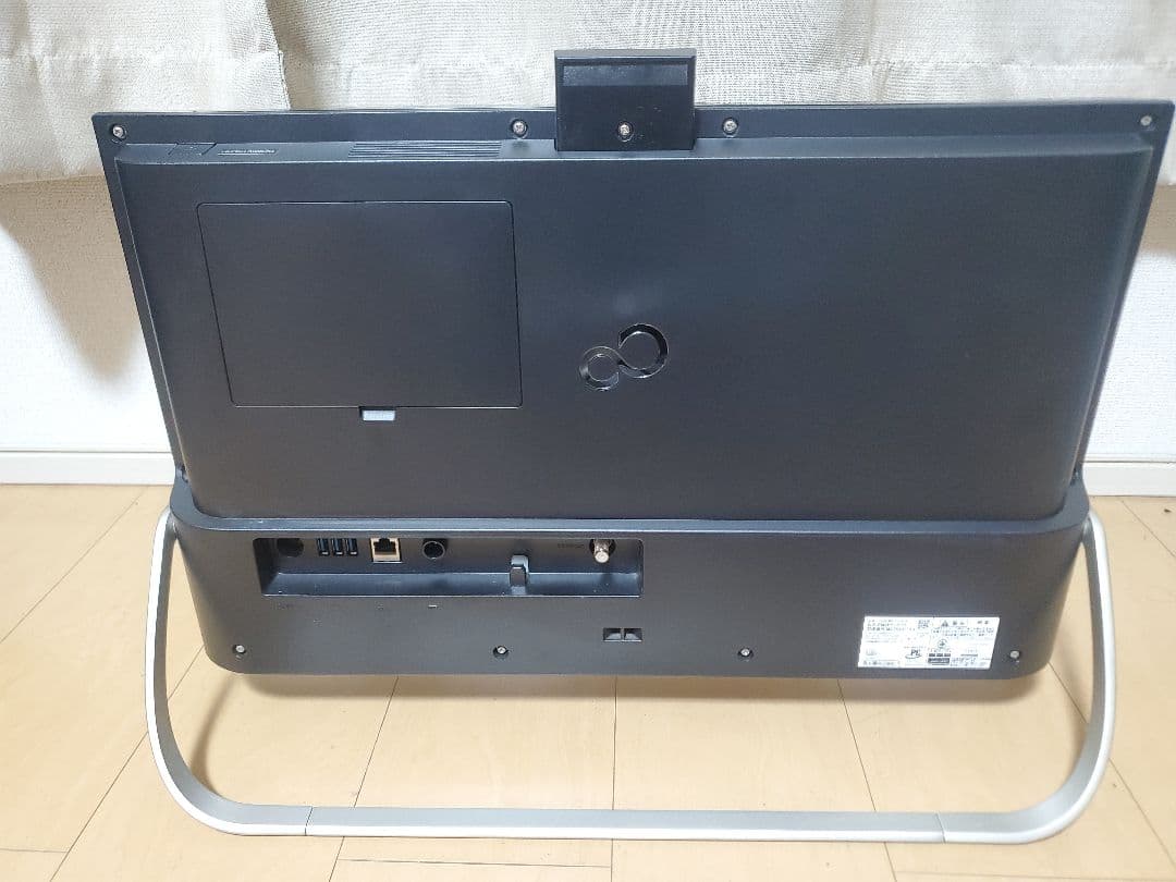 富士通/i7-7700HQ/M.2SSD512GB/メモリ16GB/オフィス
