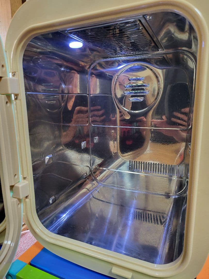 除菌ボックス哺乳UVSterilizer and DryerSanaS9