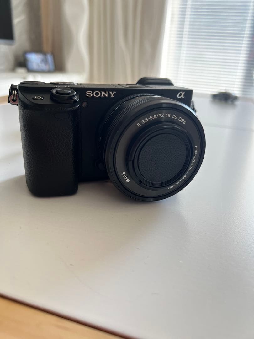 SONY α 6400 ミラーレス一眼カメラ ( English menu )