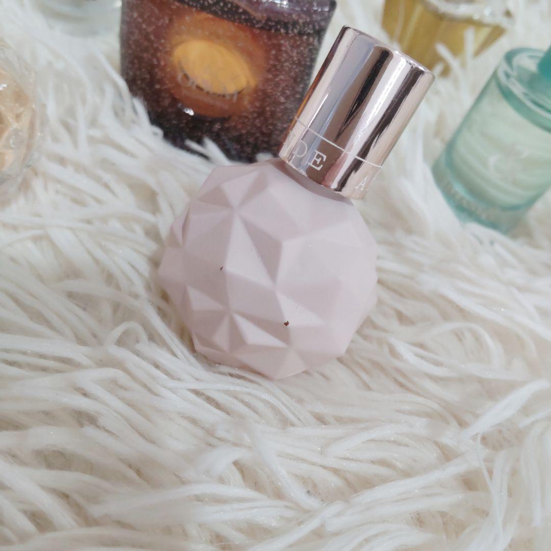 ！バラ売り可！　ミニ香水　7点セット（フラワーボム、Black Opium等）