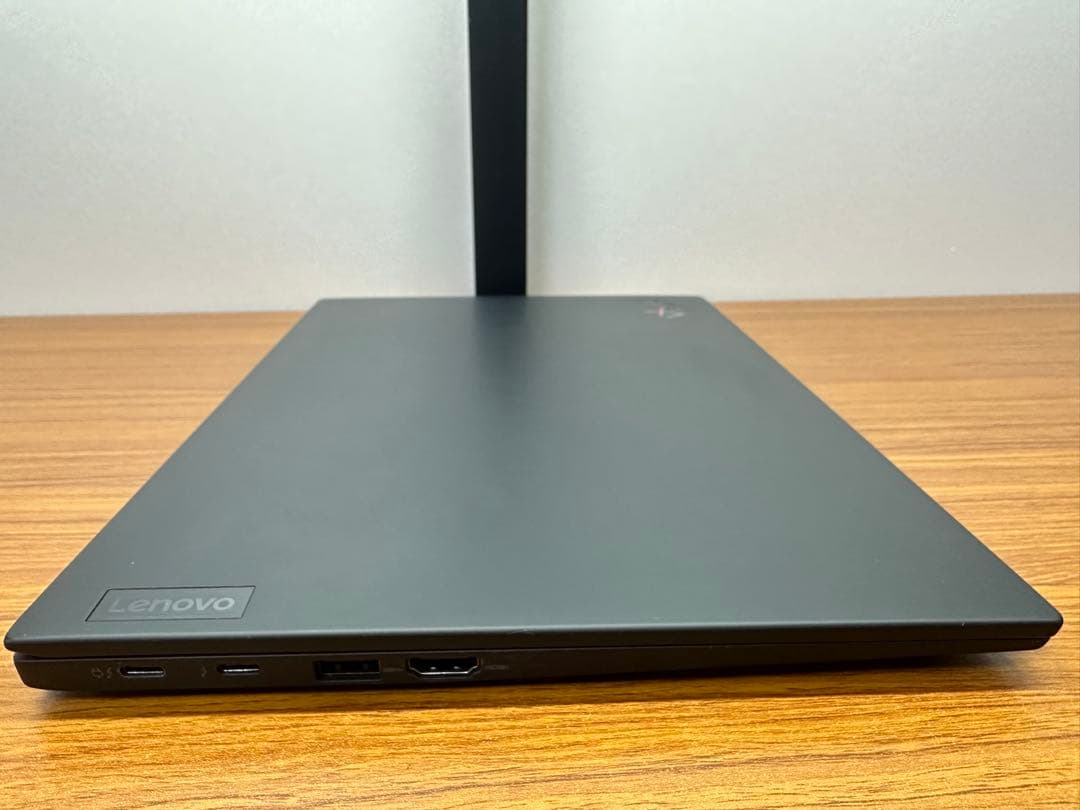 Windowsノート本体 2.X1 Carbon Gen 9th i7-1165g7 16Gb 256