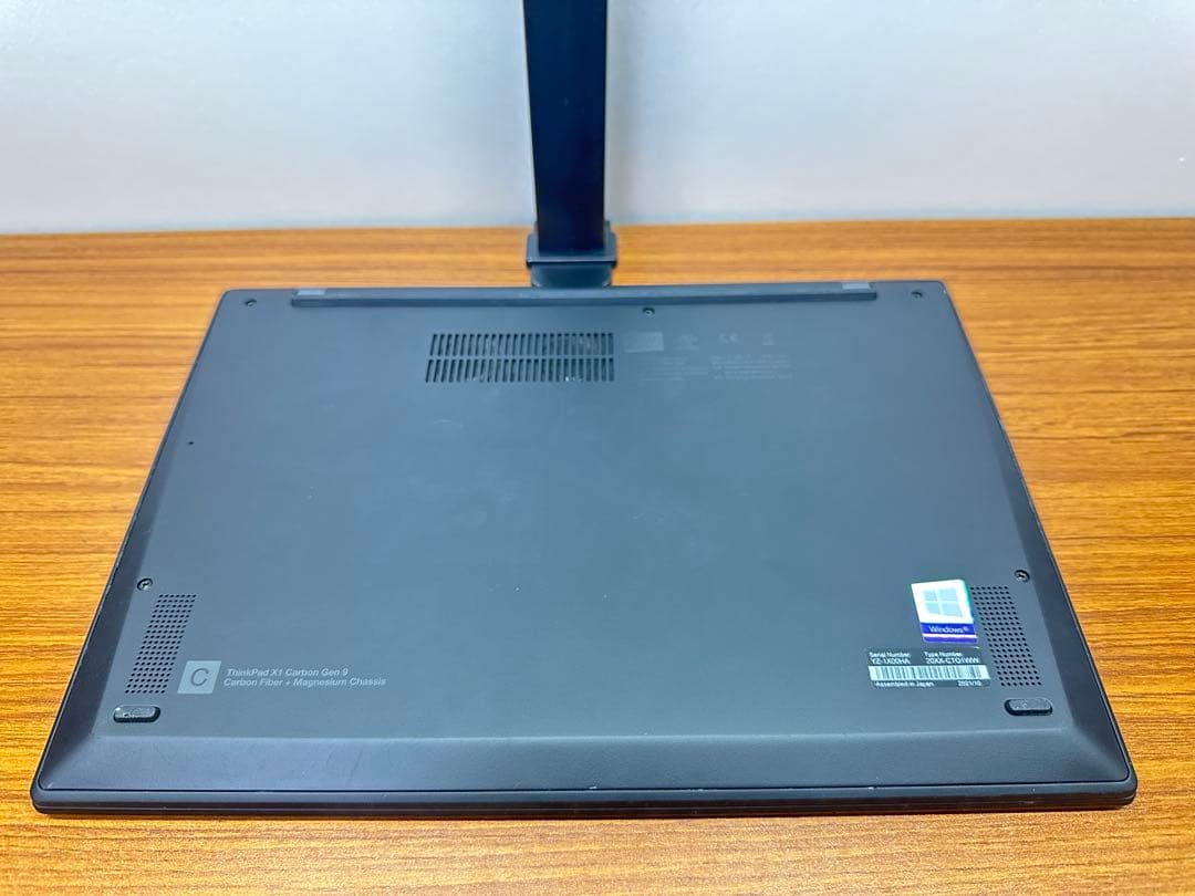 Windowsノート本体 2.X1 Carbon Gen 9th i7-1165g7 16Gb 256