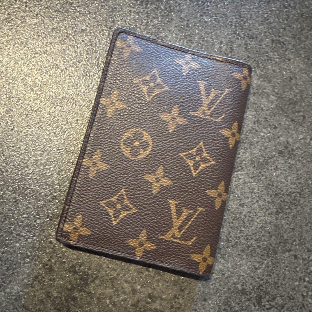 Louis Vuitton モノグラム パスポートケース　ルイヴィトン