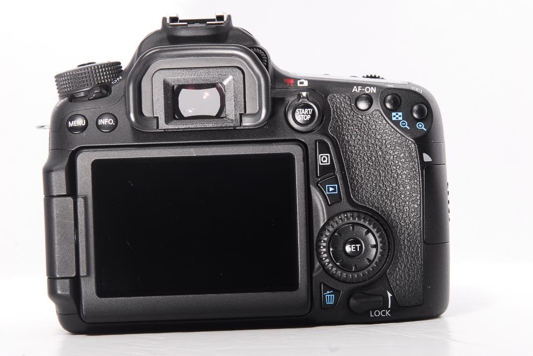 ✨Wi-Fi搭載機 ショット数少✨Canon EOS 70Dレンズセット