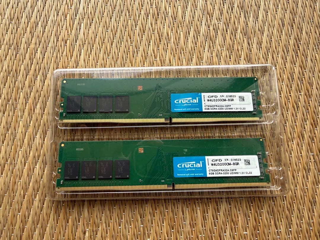 デスクトップ用メモリ Crucial 8GB 2枚組（合計16BG）