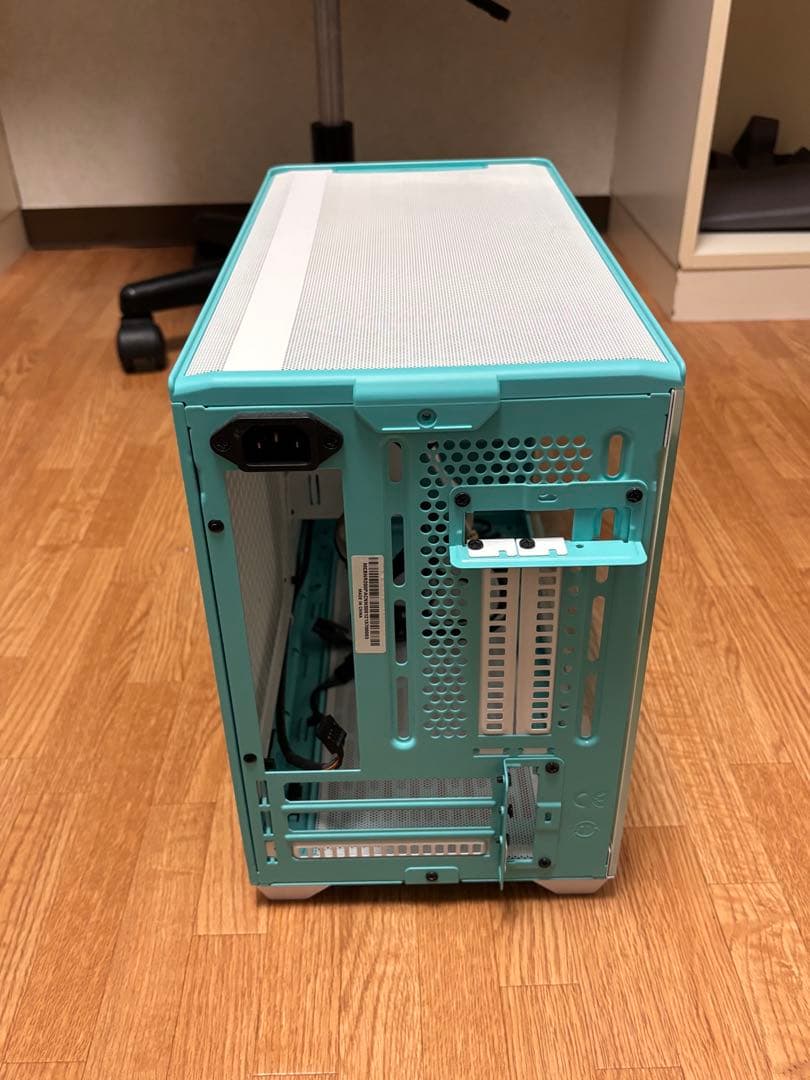 Cooler Master PCケース Masterbox NR200P シアン