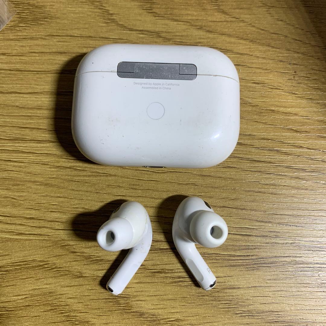 Apple AirPods Pro 第1世代