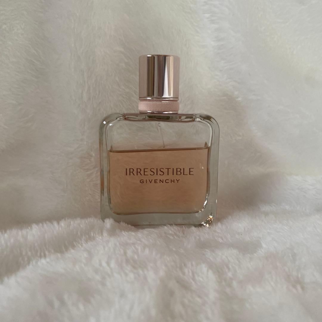 GIVENCHY イレジスティブル オーデパルファム 50ml 箱付き