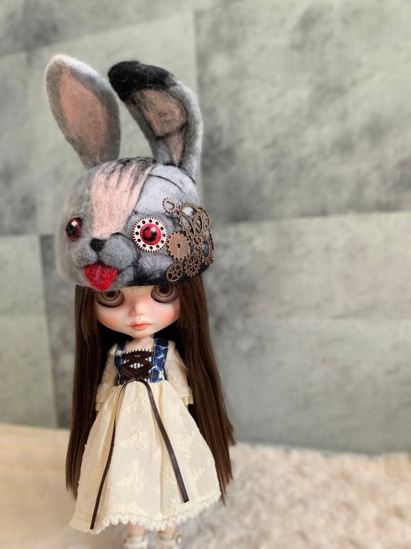 ネオブライス　帽子　うさぎのぬいぐるみ×サイボーグ