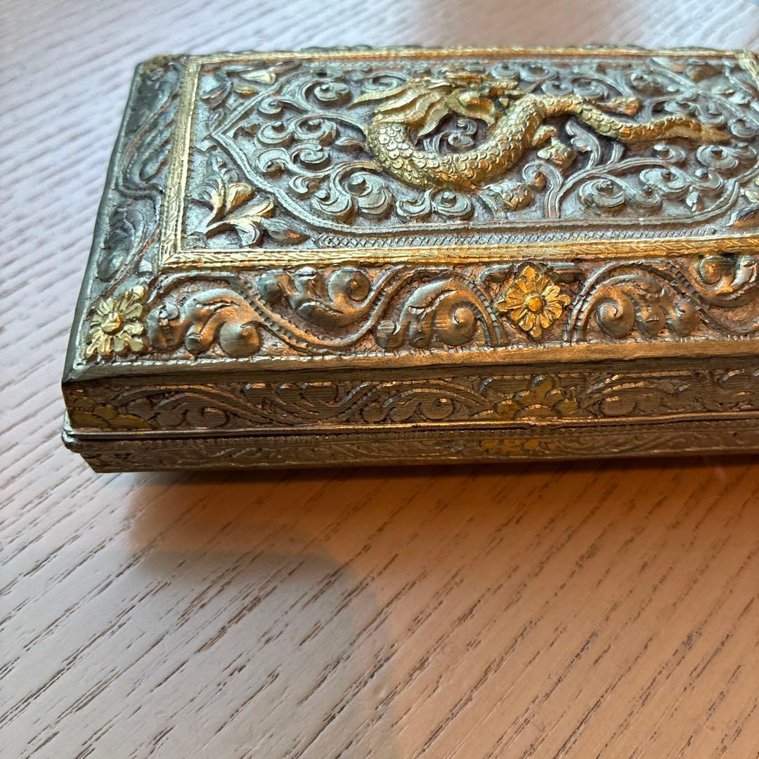 ブータン国王工芸品　小物入