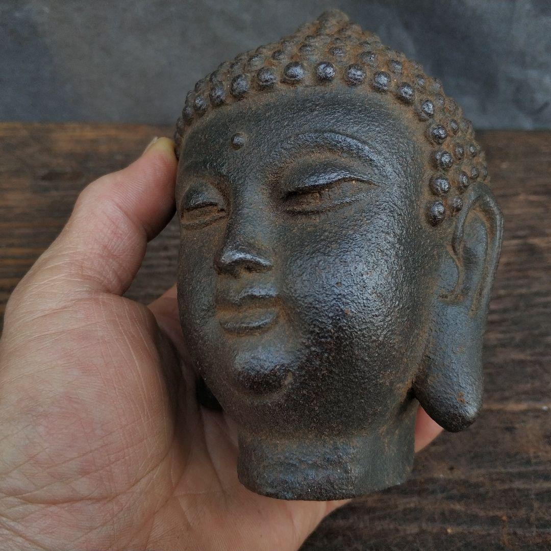 仏教美術 仏像 迦牟尼仏 約1. 5斤チベット仏教の頭の置物