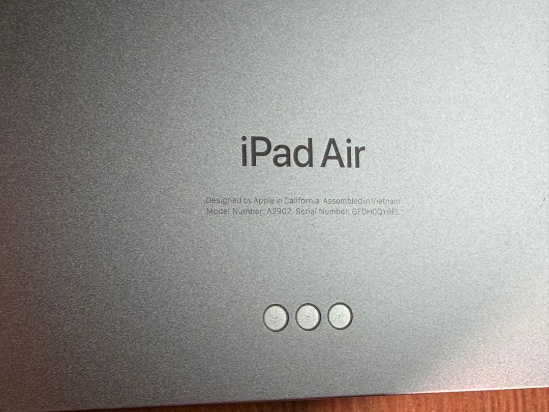 iPad Air M2 11インチ＋Logicool キーボード（ケース付き）