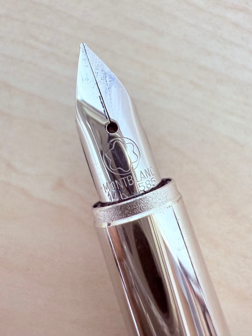 MONTBLANC 万年筆　ペン先14K メタルラバー
