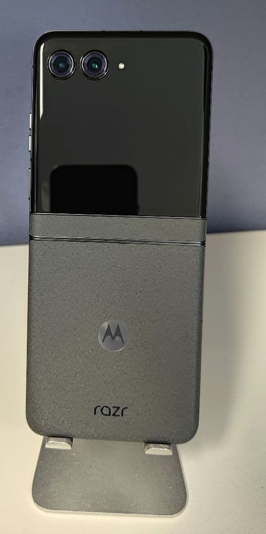 MOTOROLA razr 50 256GB アメリカ版