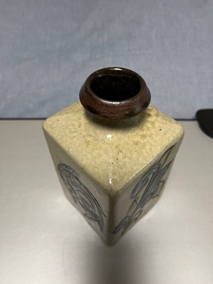 【断捨離】　金城敏男　魚文花瓶　壺屋焼やちむん　金城次郎長男