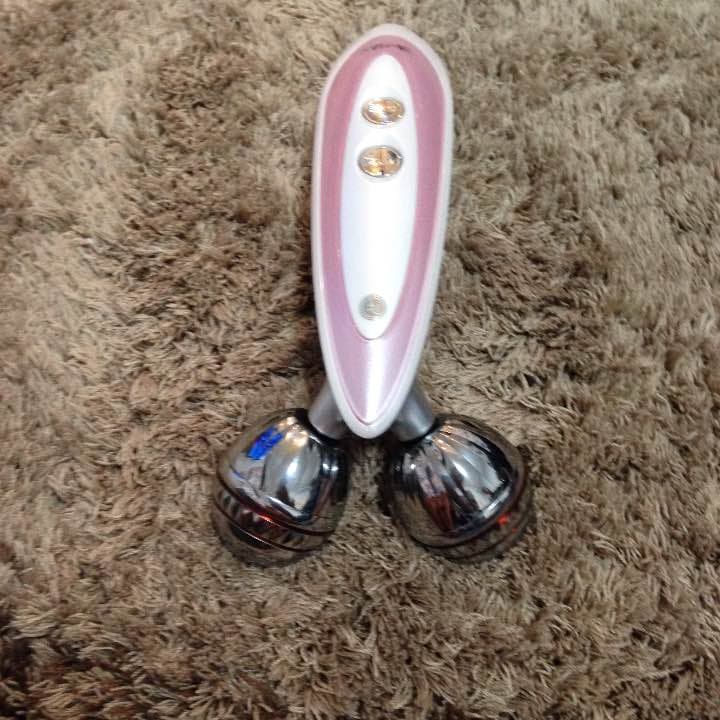 微弱美容ローラー