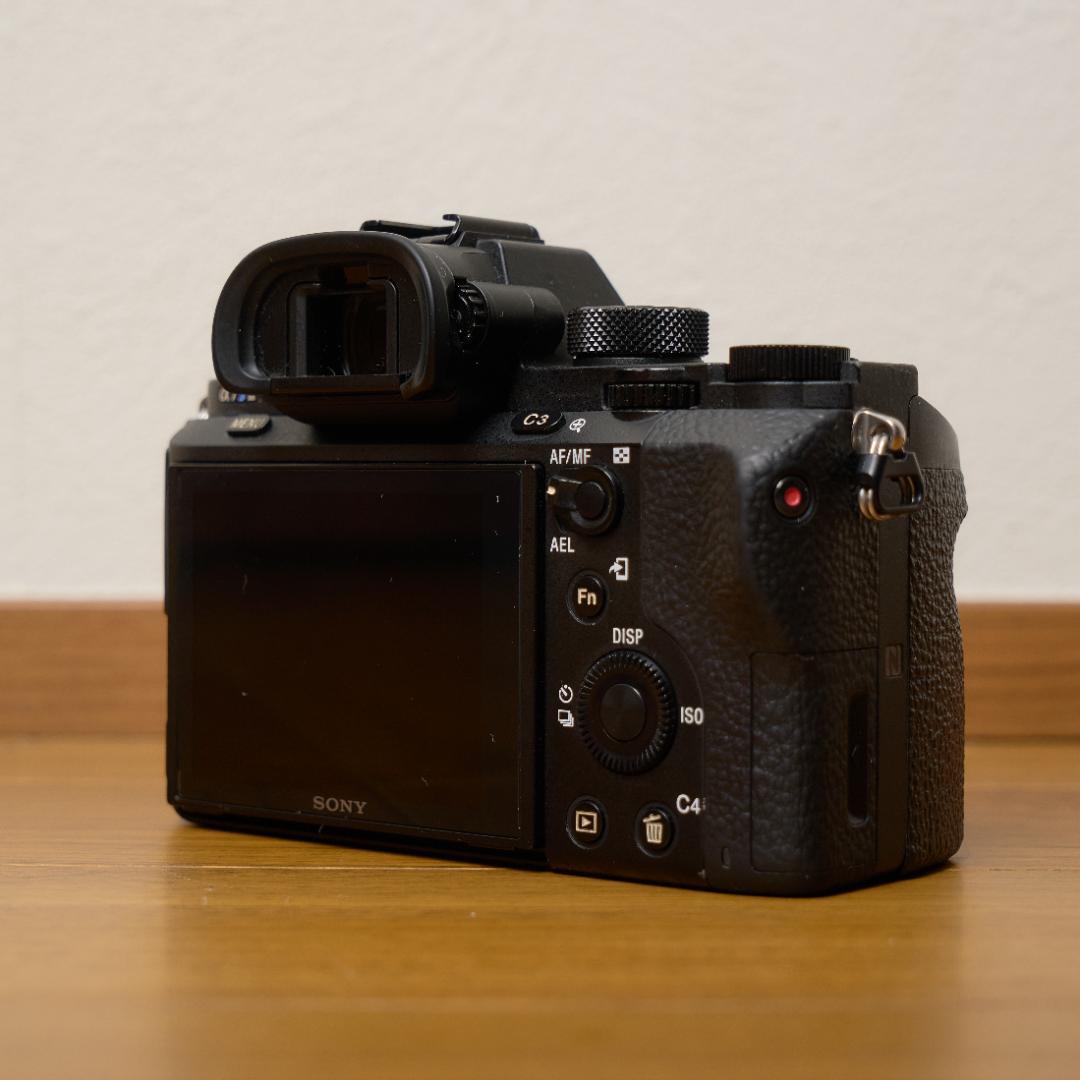 【すし】SONY α7S II 本体 バッテリー・充電器付き