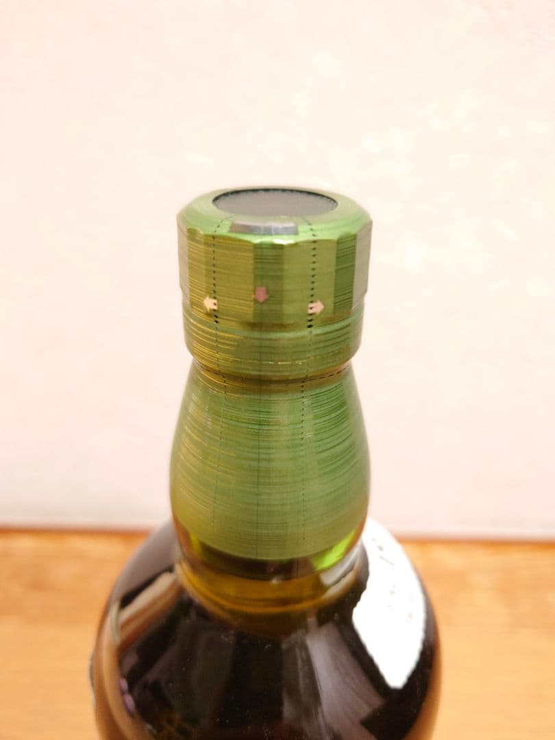 新品・未開封　白州シングルモルト　７００ml 箱付き　㋕61