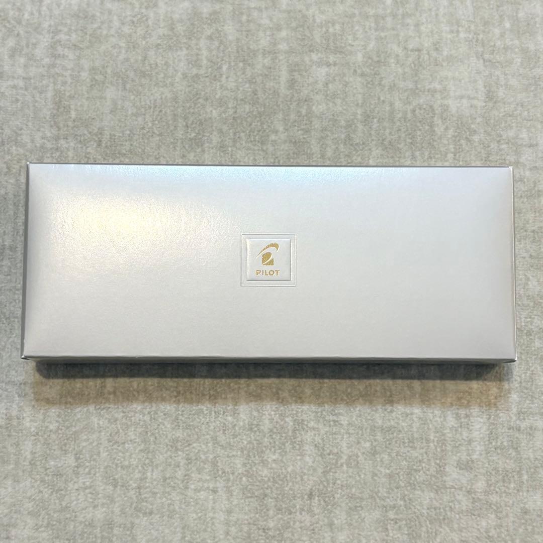 PILOT キャップレス万年筆　マットブラック　F 細字