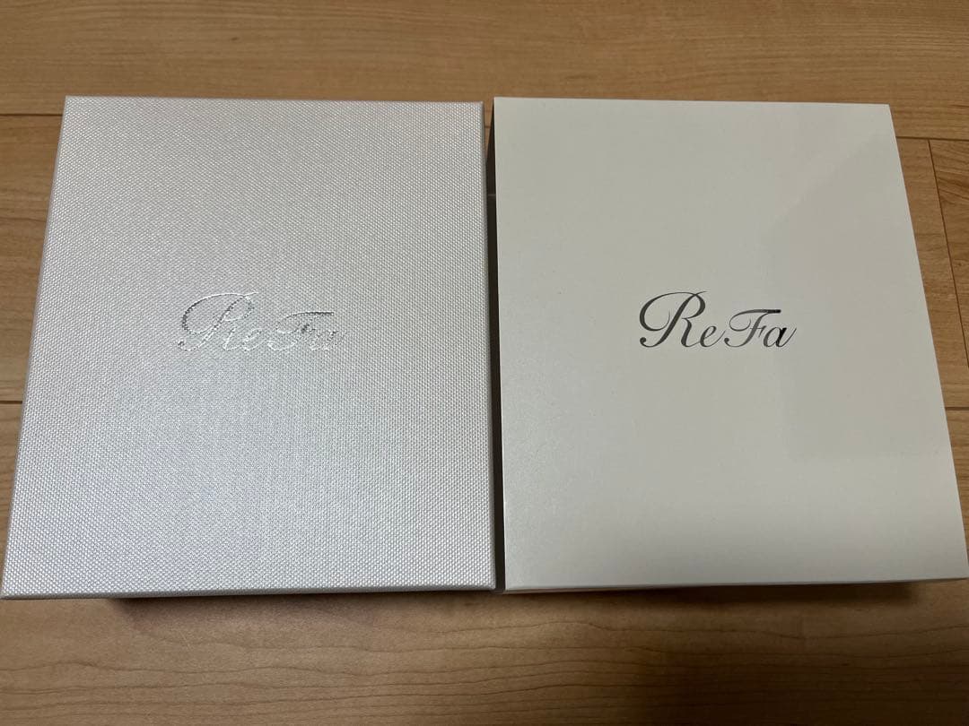 ReFa 美顔ローラー シルバー 収納ポーチ付き