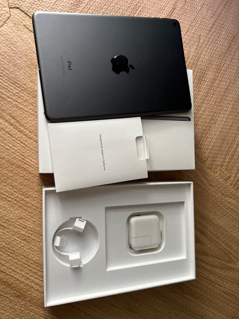 Apple iPad mini 第五世代　ブラック 64Gバイトwifiモデル