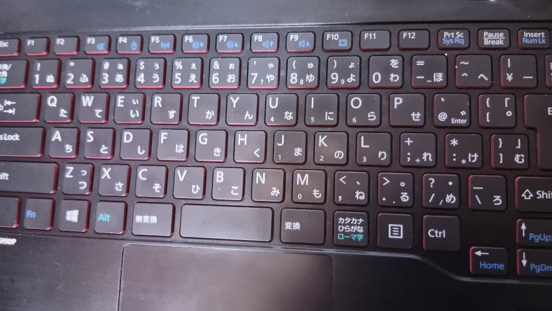 桜の季節限定価格 Fujitsu Lifebook SH90/P 4世代i5
