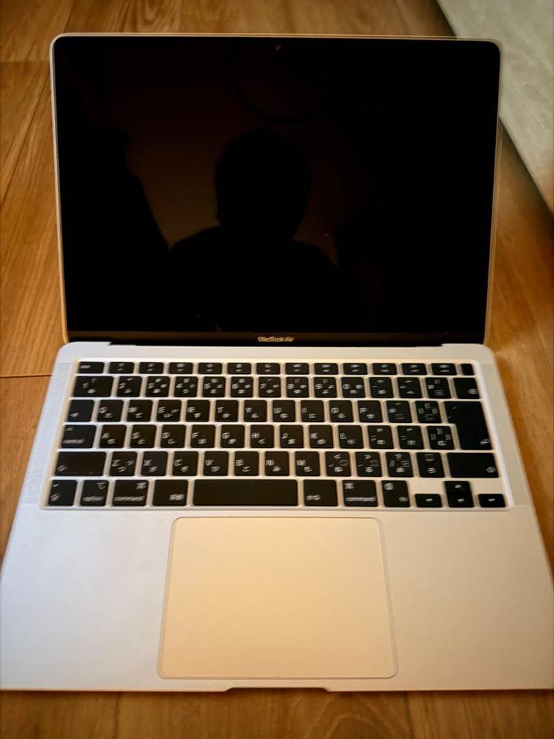 MacBook Air M1 シルバー 256GB メモリ8GB(充電機器なし)