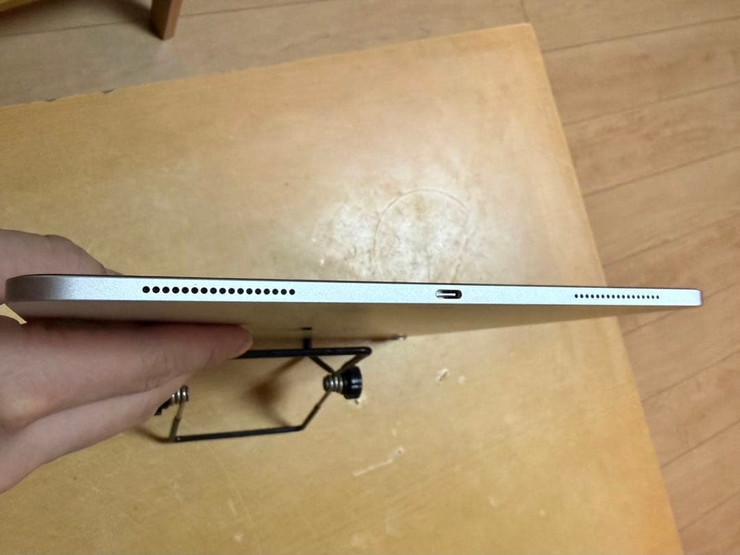 Apple iPad シルバPRO 2018 64gb WIFI BY PASS