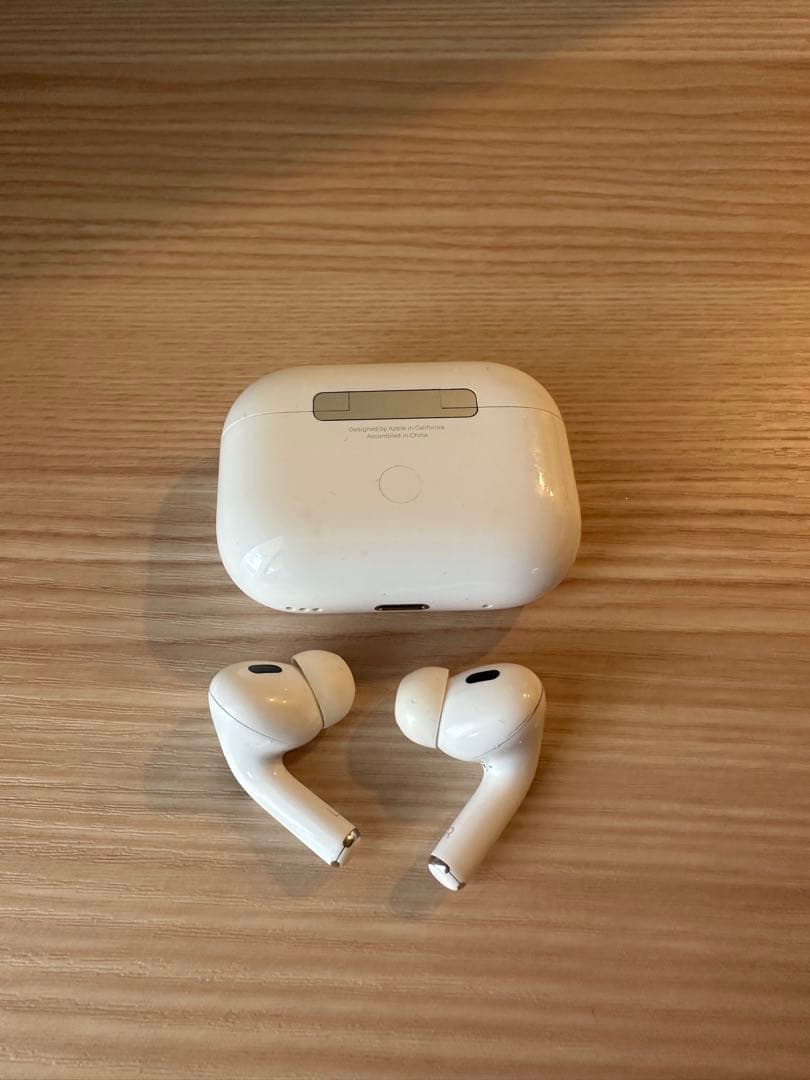 AirPods pro2 正規品 ケース+左右のイヤホン