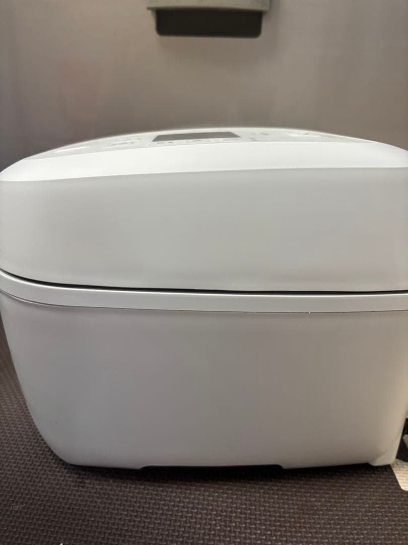 「アッチ」RZ-Y100HJ IH炊飯器 5.5合炊き 圧力IH