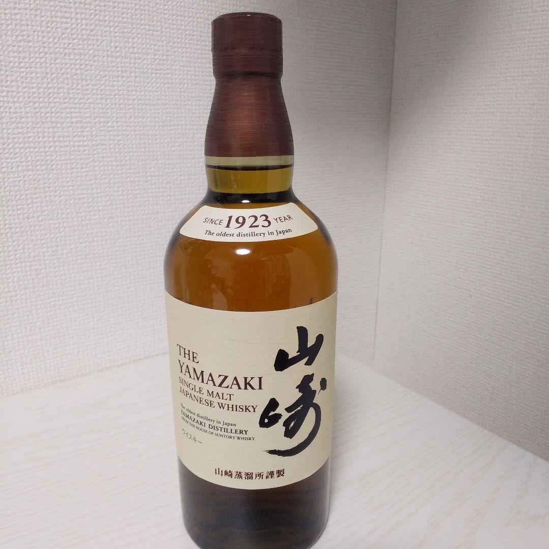 山崎シングルモルトウイスキーとThe Lucky Catセット