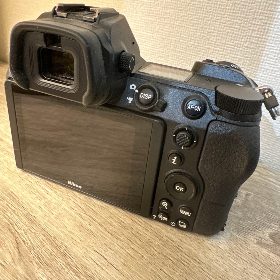 Nikon Z6 ボディ　24-70mm レンズキット