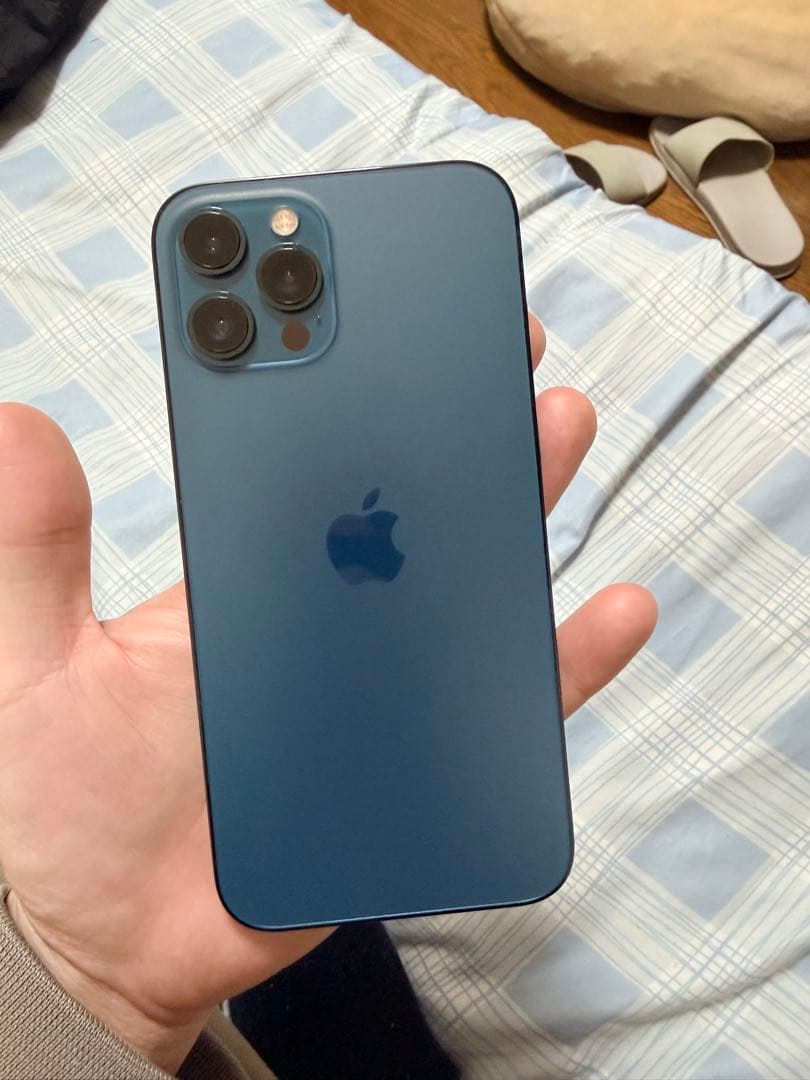 iPhone 12 Pro Max バッテリー100%
