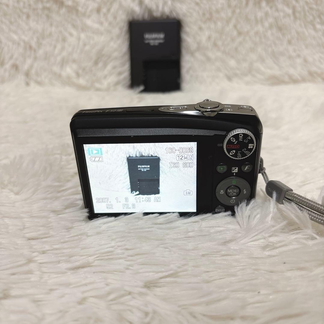 【美品】FUJIFILM FINEPIX F50fd コンデジ